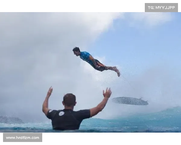 巴西冲浪选手勇夺世界冲浪锦标赛冠军续写传奇突破自我 巴西冲浪选手勇夺世界冲浪锦标赛冠军续写传奇突破自我